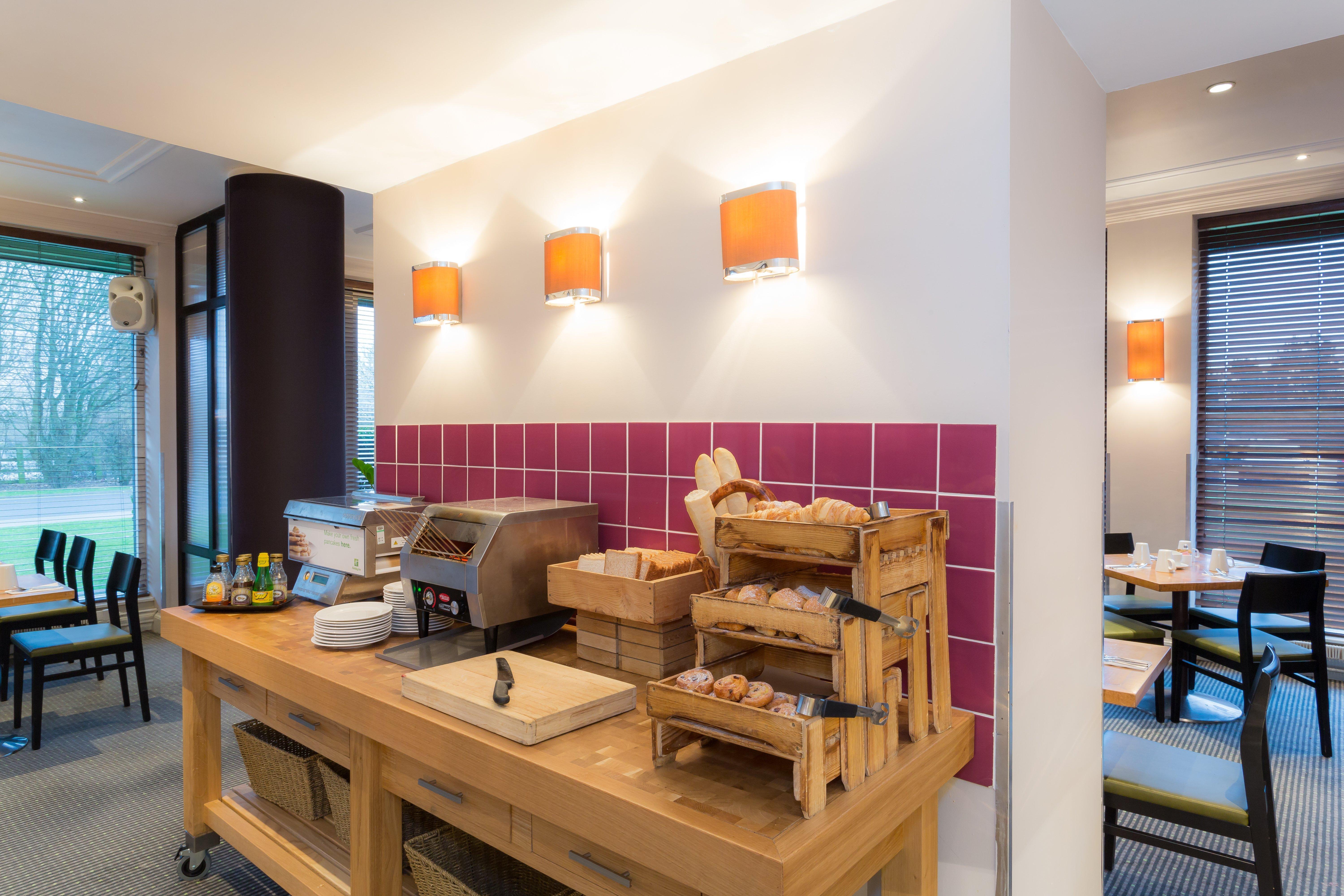 Holiday Inn Cambridge By Ihg Girton  Eksteriør bilde